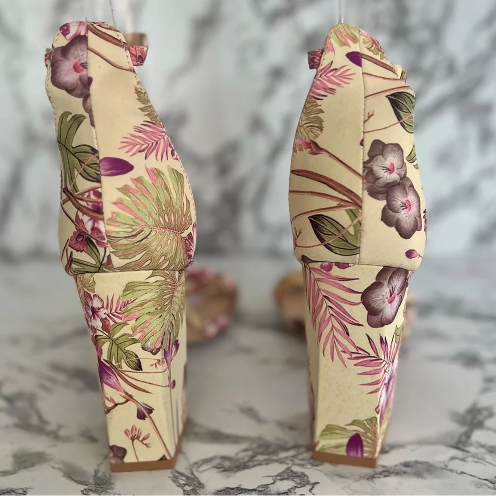 JustFab Tami Sandal Floral Yellow Ankle Strap Block Heel 10 Garden Cocktail